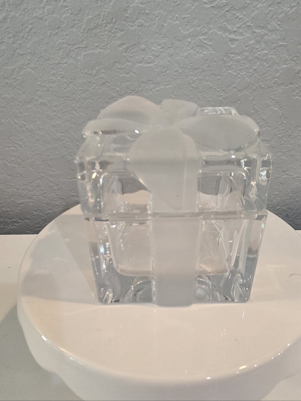 Tiffany & Co Ritz Carlton Frosted Bow Box